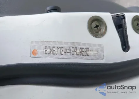 2004 Chevrolet Tracker Zr2 z USA, uszkodzony, nr VIN 2CNBJ734446910580